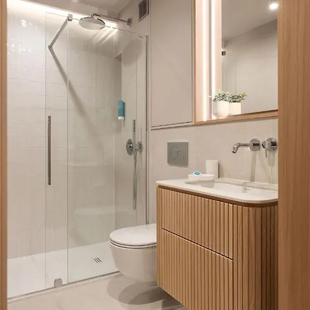 Sanhaus - Seaview - Z Widokiem Na Morze I Klimatyzacja ソポト